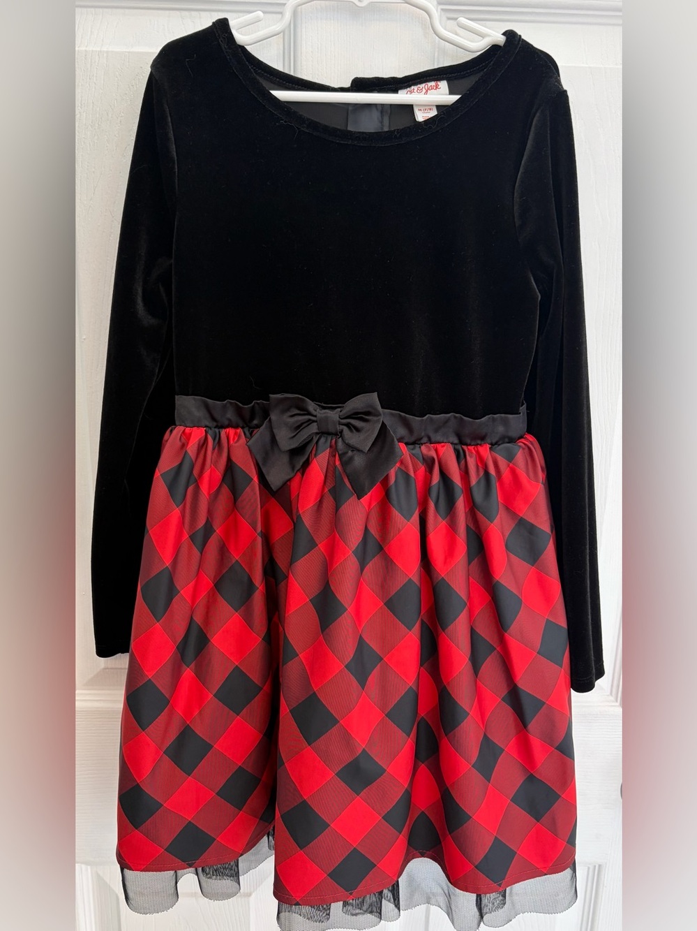 Dress Black Velvet & Red & Black Plaid Cat & Jack, Girls Size 7/8